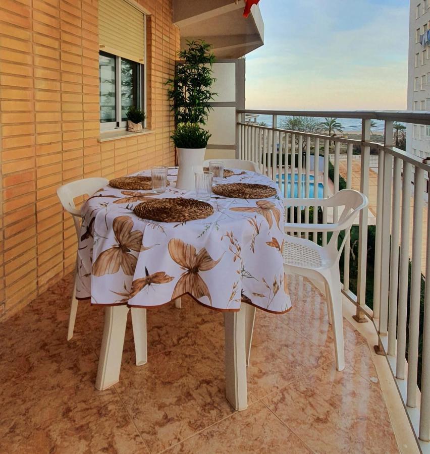 Monela Front Beach Solo Familias Playa de Gandia Luaran gambar